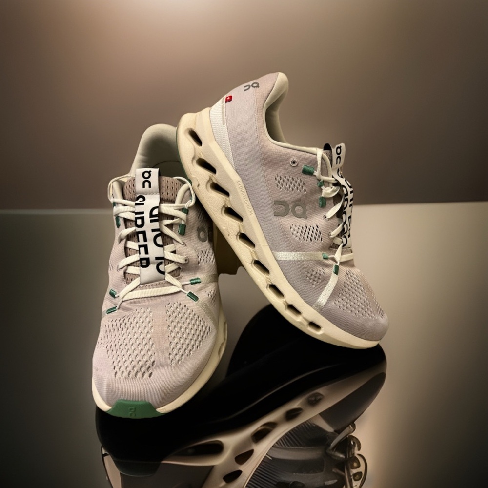 On Running Cloudstratus in White and Gray - image 1